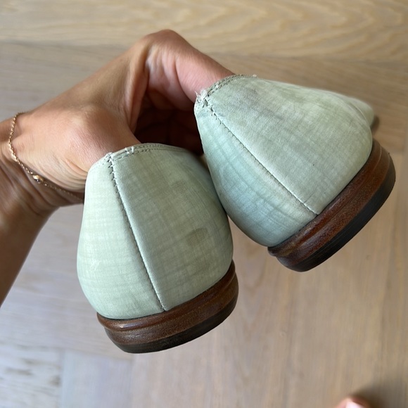 Ferragamo Boutique Mint Green Flats - Picture 4 of 4